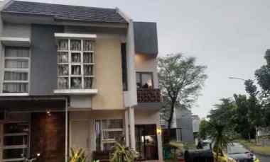 dijual rumah cluster la monte grand