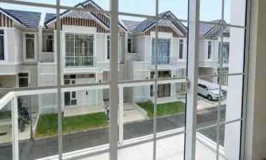 dijual rumah cluster lavisa lavon swan city