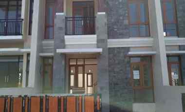 dijual rumah cluster margahayu