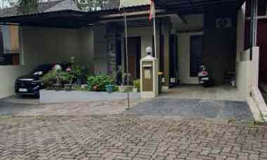 gambar dijual rumah cluster mega residence