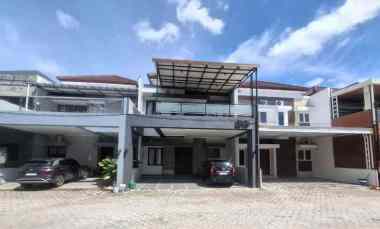 Dijual Rumah Cluster Mewah di Solobaru