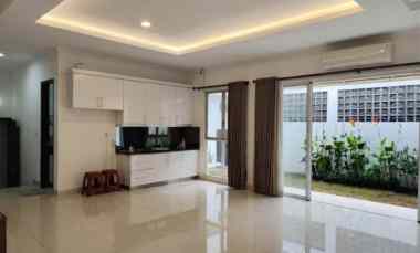 dijual rumah cluster palm spring jgc