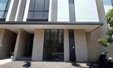 dijual rumah cluster sentarum asya