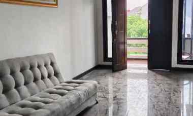 dijual rumah cluster spring fiesta