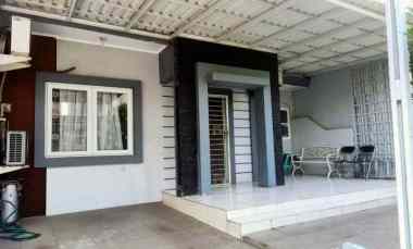 dijual rumah cluster spring fiesta