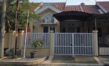 dijual rumah cluster taman sari kota