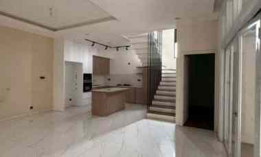 dijual rumah cluster yarra jgc jakarta