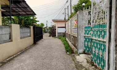 dijual rumah cocok untuk kost kostan di kota depok