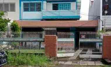 dijual rumah comal