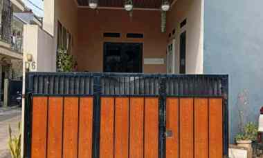 dijual rumah condet