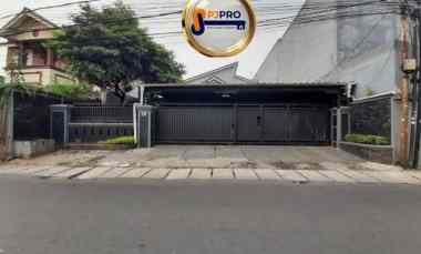 dijual rumah condet batu ampar