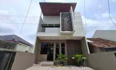 dijual rumah condongcatur depok sleman