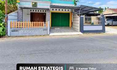 dijual rumah cupuwatu