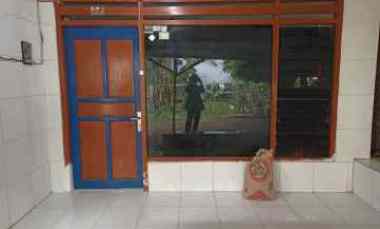 dijual rumah daerah wiyung