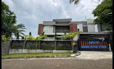 Dijual Rumah Mewah Daerah Kawasan Elit Dago Kota Bandung
