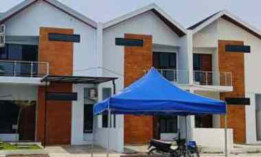 dijual rumah damarsi