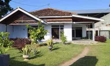 dijual rumah dan tanah