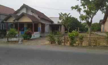 dijual rumah dan tanah di minggiran kediri