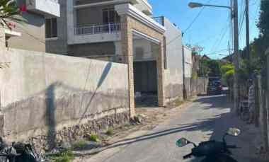 dijual rumah dan tanah lokasi jalan gandapura kesiman