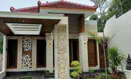 Rumah Mewah Design Etnik dekat Jalan Utama Jogja-magelang