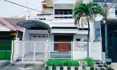 dijual rumah darmo baru barat sono