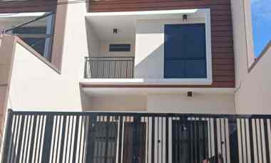 dijual rumah darmo harapan indah