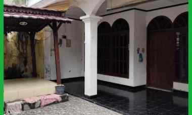 dijual rumah darmo permai