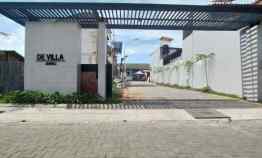 Rumah One Gate Sistem di De Villa Jangli Candisari Semarang