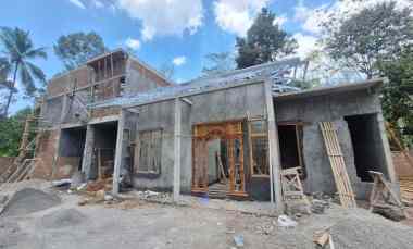 dijual rumah dekat borobudur tanah luas