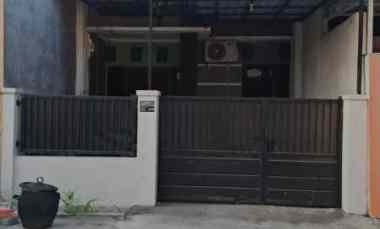 dijual rumah dekat kampus upn dan uin jalan merr