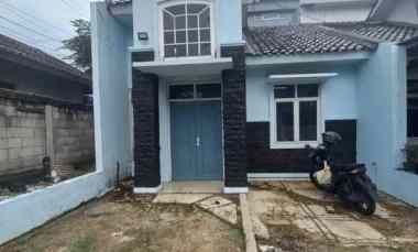 dijual rumah dekat tol sawangan depok