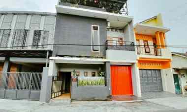dijual rumah depok