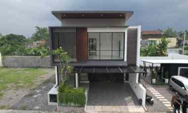 dijual rumah depok sleman