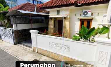 dijual rumah depok sleman
