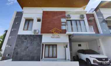 Dijual Rumah Cantik di Maguwoharjo dekat dengan Pusat Kota