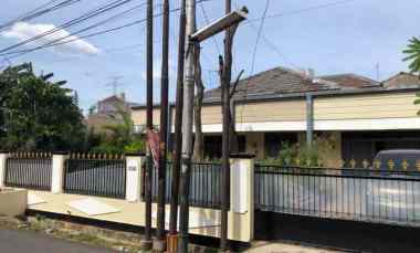 dijual rumah dermaga
