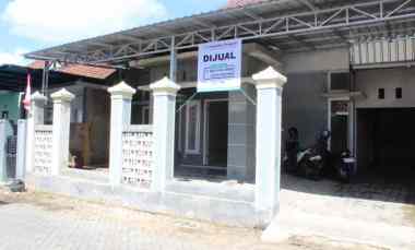dijual rumah desa dadapan kec kabat kab