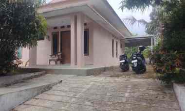 Dijual Rumah Dgn Halaman Depan dan Belakang Luas