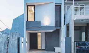 Dharmahusada New Selangkah ke Gm dan Kampus C Unair dan Its