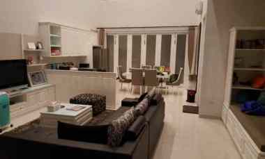 dijual rumah dharmahusada