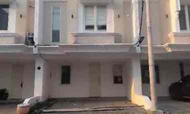 dijual rumah dharmahusada