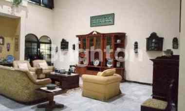 dijual rumah dharmahusada