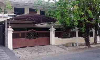 dijual rumah dharmahusada indah