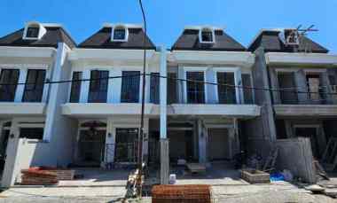dijual rumah dharmahusada indah