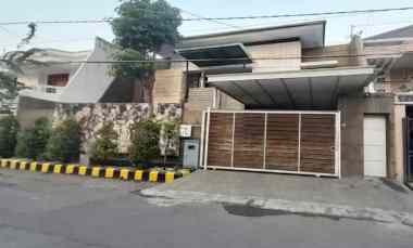dijual rumah dharmahusada indah barat