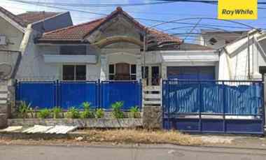 dijual rumah dharmahusada indah utara