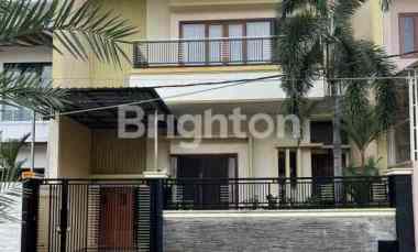 Dharmahusada Mas Rumah Terawat dekat Galaxy Mall, Pakuwon City, Raya M