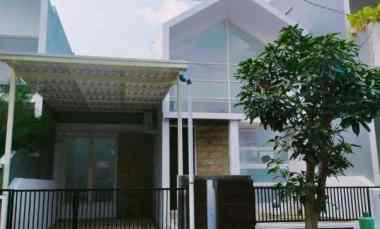 dijual rumah di austin ville malang