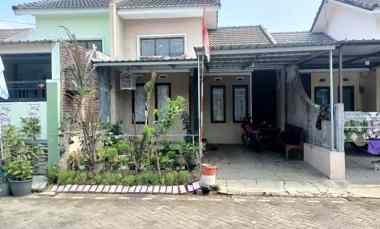 dijual rumah di banjar arum kec singosari kab malang