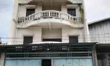 dijual rumah di barito semarang